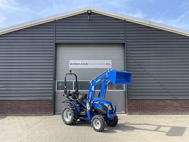Solis 26 minitractor NIEUW + frontlader op brede agribanden