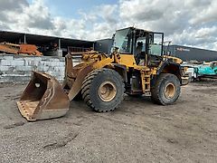 Komatsu WA380