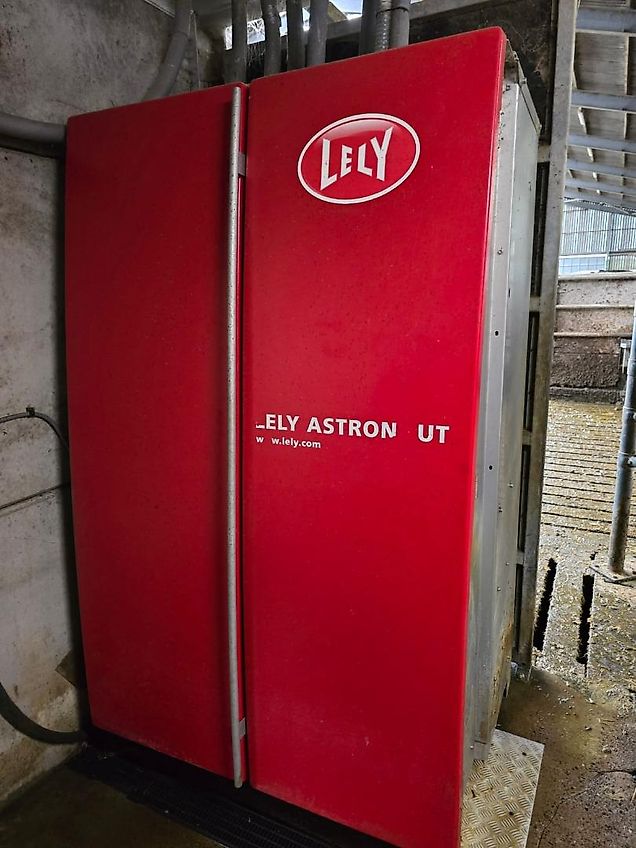 Lely Lely Astronaut A4 Right 2015