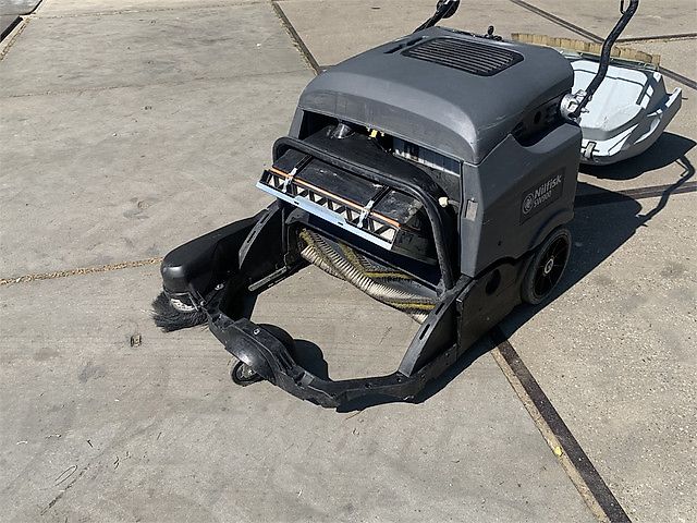 Nilfisk SW 900 veegmachine