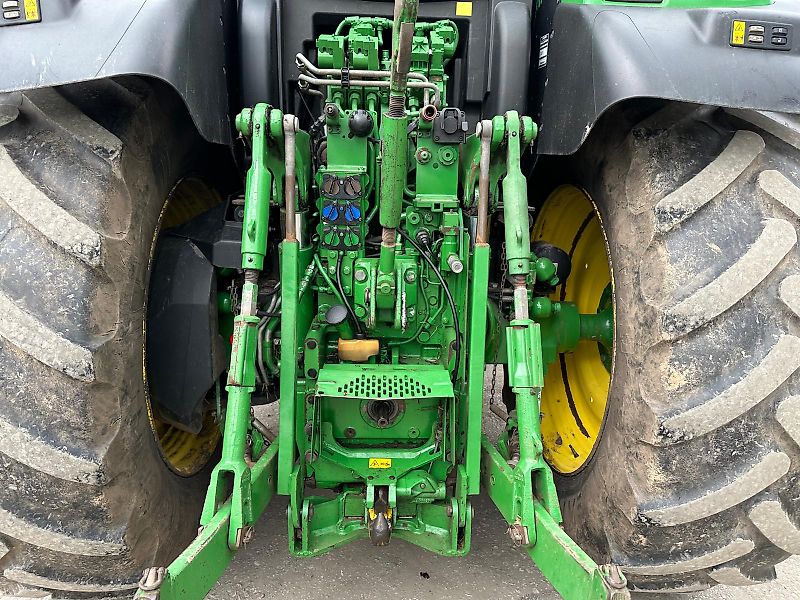 John Deere 6195R