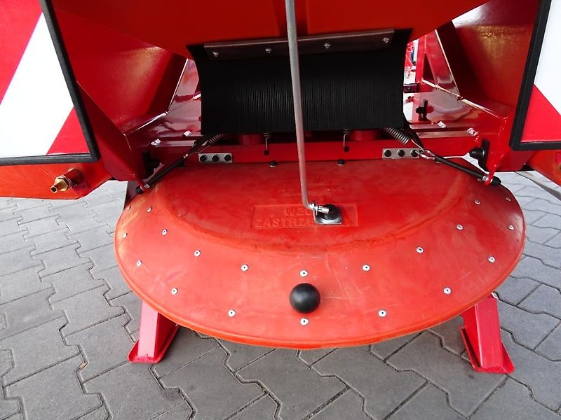 Dexwal VEMAC PSK1200H Streuer Salzstreuer Sand Sole Winterdienst NEU hydr