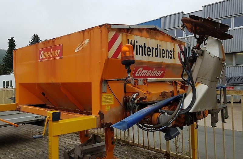 Bucher Gmeiner Streuer STA 4000 TC