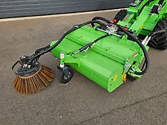 Avant Borstel met opvangbak 1100