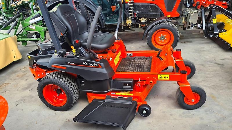 Kubota Z1-421 ZEROTURN-MÄHER MIT KAWASAKI-MOTOR