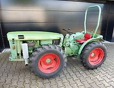 used holder 3 2 tractors for sale