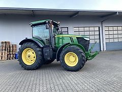 John Deere 7230R