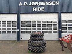 Sprøjtehjul 420/85R38 og 13.6-28