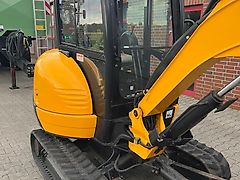 JCB 8026