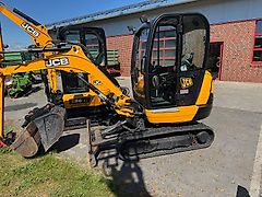 JCB 8026