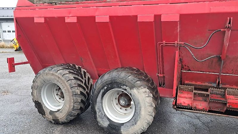 Kipa Compo 120 lannanlevitysvaunu