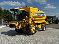 New Holland Tx65