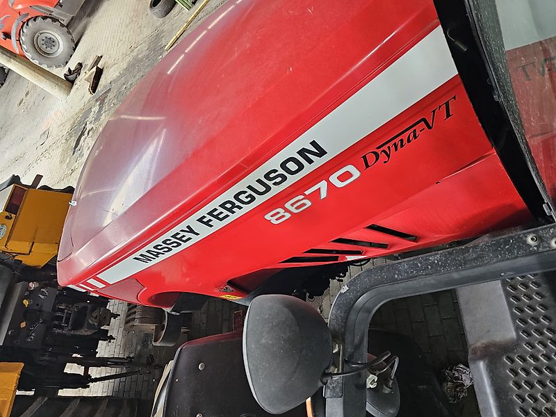 Massey Ferguson 8670 Dyna VT