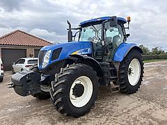 New Holland T7030