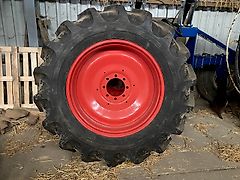 Good Year TD8 18.4R38 op velg
