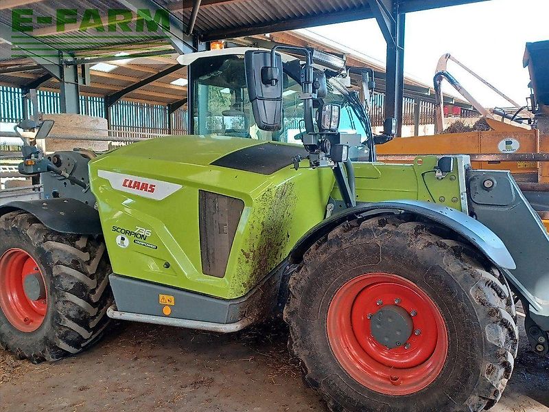 Claas SCORPION 736