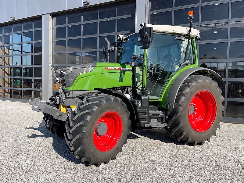 Fendt 211S Vario Profi Plus met RTK/GPS