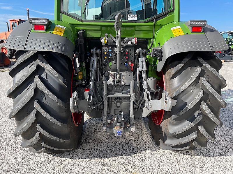 Fendt 211S Vario Profi Plus met RTK/GPS