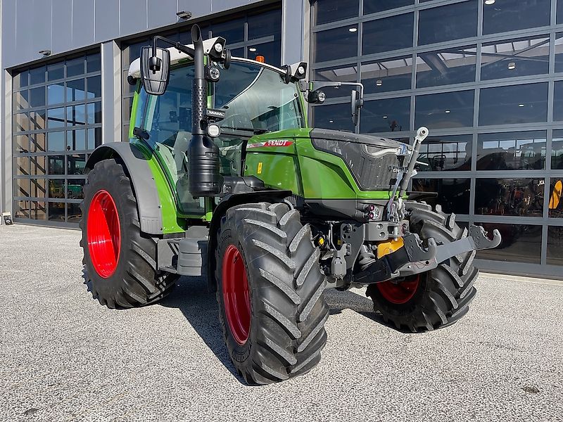 Fendt 211S Vario Profi Plus met RTK/GPS