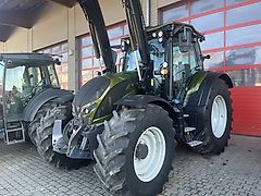 Valtra N155 A m. FL, Rüfa und FK