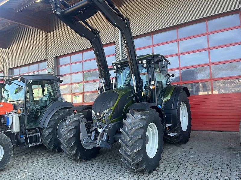 Valtra N155 A m. FL, Rüfa und FK