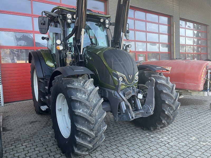 Valtra N155 A m. FL, Rüfa und FK