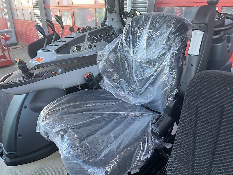 Valtra N155 A m. FL, Rüfa und FK