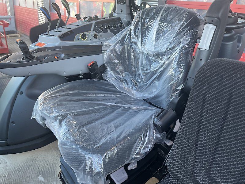 Valtra N155 A m. FL, Rüfa und FK