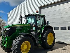 John Deere 6195M