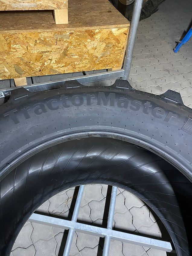 Continental TractorMaster 540/65R28