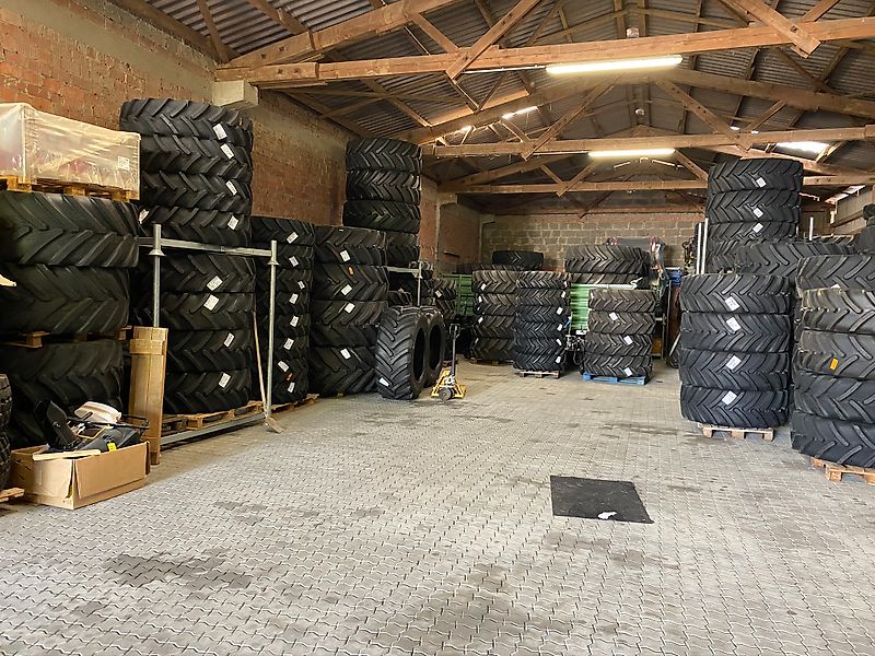 Continental TractorMaster 540/65R28