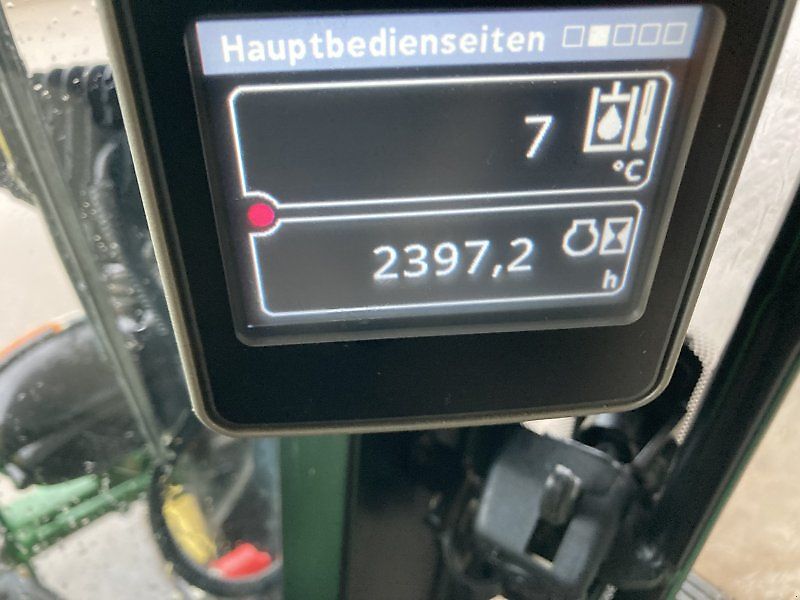 John Deere 5090 R Hopfen