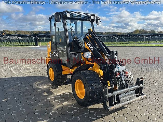 JCB 403 PLUS Kabine -Demo-