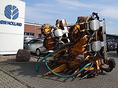New Holland 90 SFI / Kemper Maisgebiss 390