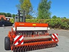 Howard Sämavator mit Sämaschine Drille Säkombination