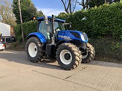 New Holland Agriculture USED New Holland T7.210 Tractor For Sale