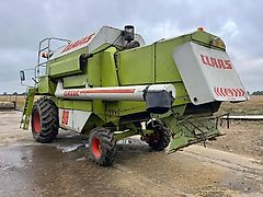 Claas Dominator Classic 98 c/w C450 Header