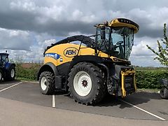 New Holland Agriculture USED New Holland FR550 Forage Harvester For Sale