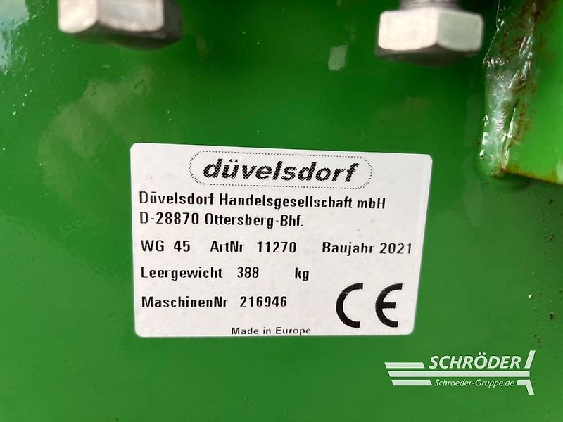 Düvelsdorf DKW 2,70 M 3-PUNKT KEHRMASCHINE