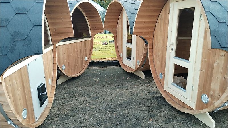 Pausenhütte Mobilheim Eventhütte Ruheraum Mitarbeiterunterkunft Praktikantenunterkunft Gästehütte Kinderhütte Notunterkunft Warteraum Liegehütte Fertighaus Mobilheim Notunterkunft Besprechungshütte Büro Saunahütte Saunafass