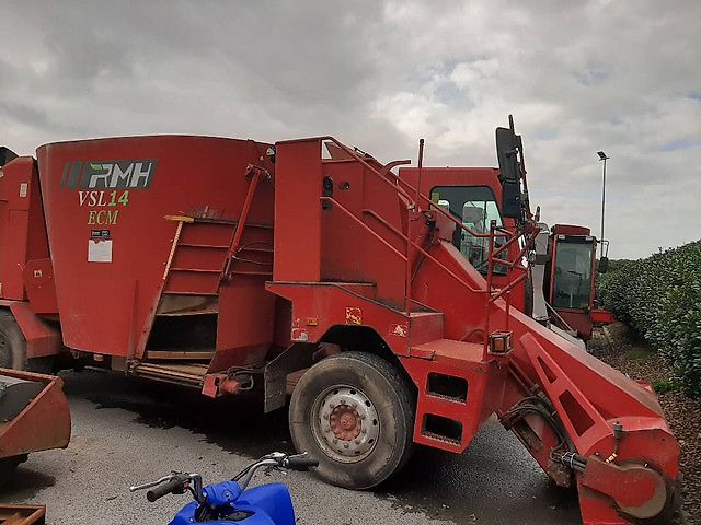 Voermengwagen RMH VSL 14
