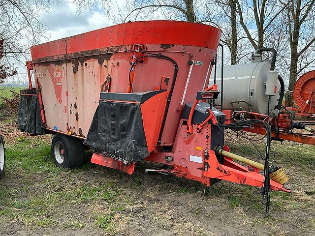 Kuhn EUV270