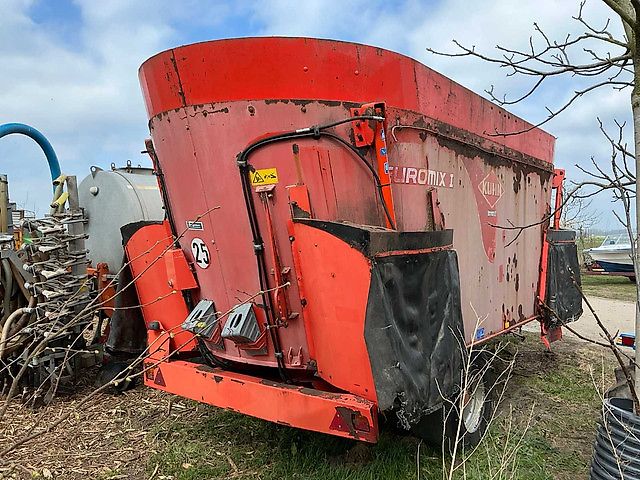Kuhn EUV270