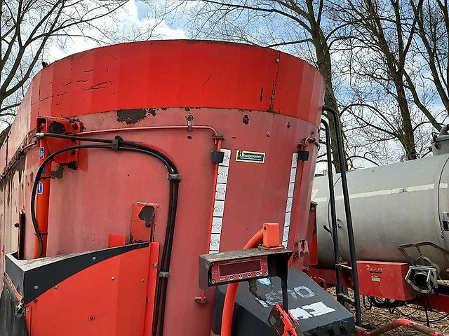 Kuhn EUV270