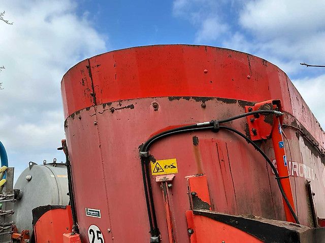Kuhn EUV270
