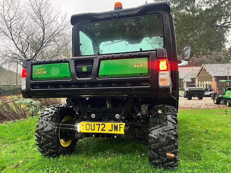 John Deere XUV865M Gator