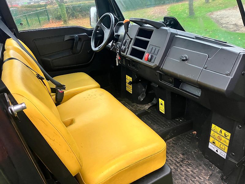 John Deere XUV865M Gator