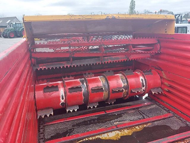 Schuitemaker Amigo 40S blokkendoseerwagen