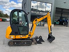 JCB 8018 CTS Grave Digger (ST24523)