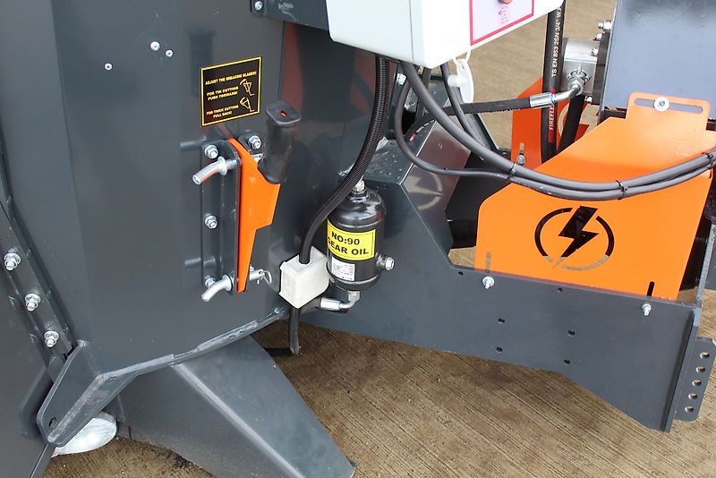 Burkon Futtermischer-4,0m³-Elektromotor-Neumaschine